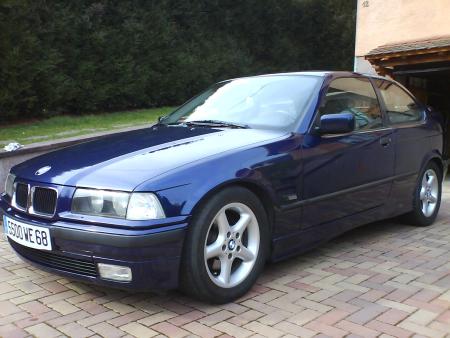 la voiture a mon cousin c est de la bombe